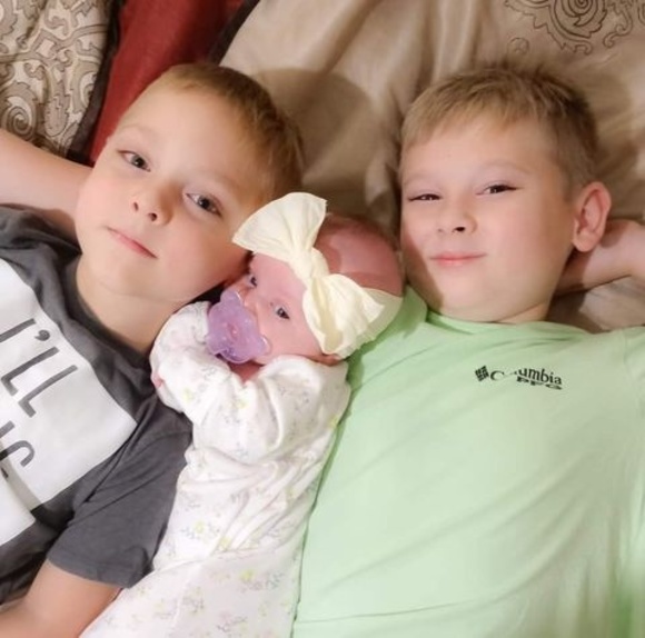 Meet your Posher, Debbie - Picture 1 of 1